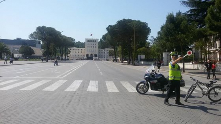 Të dielën bllokohet qarkullimi në Tiranë. Ja çfarë do të ndodhë [FOTO]