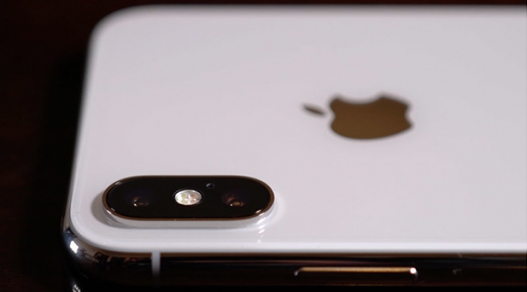 Apple pritet të ndryshojë kamerën e iPhone. Ja si do të jetë