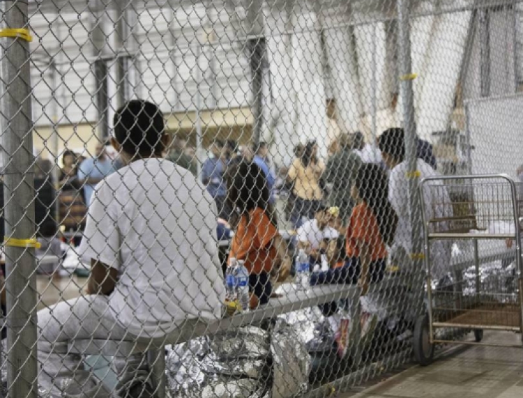 Fëmijë në ‘kafazë’, SHBA-të krijojnë katastrofë me fatet e emigrantëve nga Meksika
