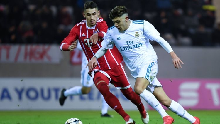 Talenti shqiptar i Bajernit merr vendimin befasues: Do të luaj me këtë kombëtare [FOTO]