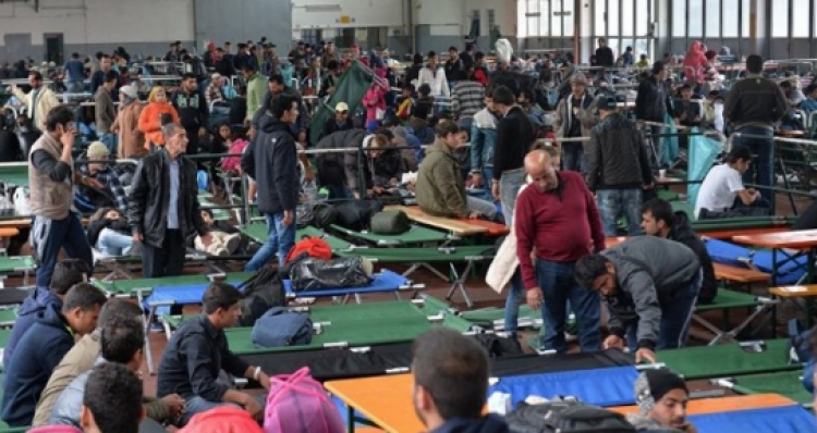 Fat i trishtë i shqiptarëve, mbi 11 mijë enden në kampet e Europës. Sa shanse kanë për azil?