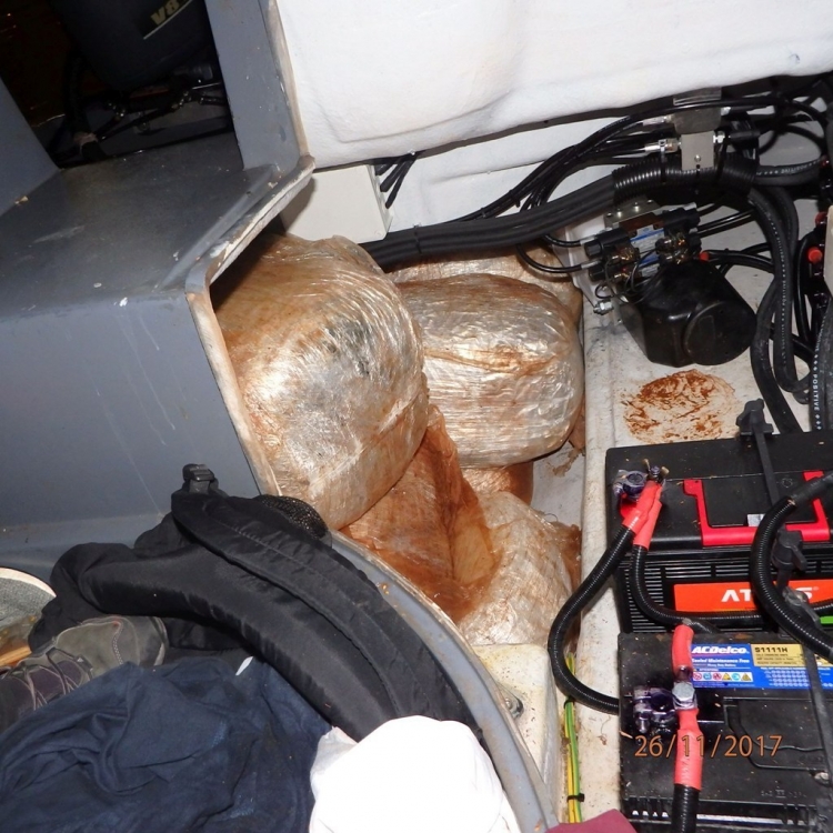 Mediat greke: Karteli i drogës nën urdhrat e Saimir Tahirit dhe njerëzve pranë Ramës