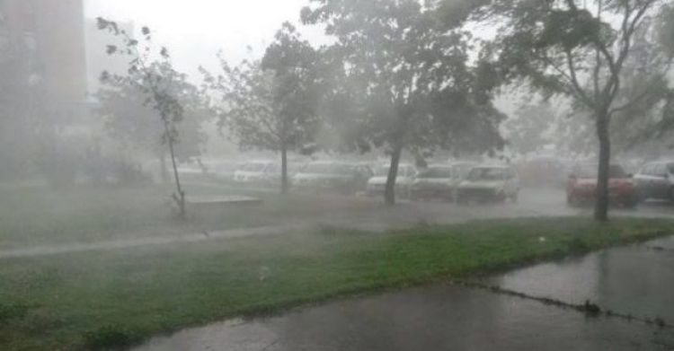 Evropa mbërthehet nga stuhia Eleanor, shkaktohen dëme të mëdha në shumë shtete