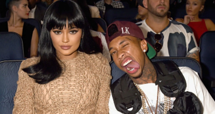 Tyga pendohet për ndarjen nga Kylie? Ja si po e përballon [FOTO]