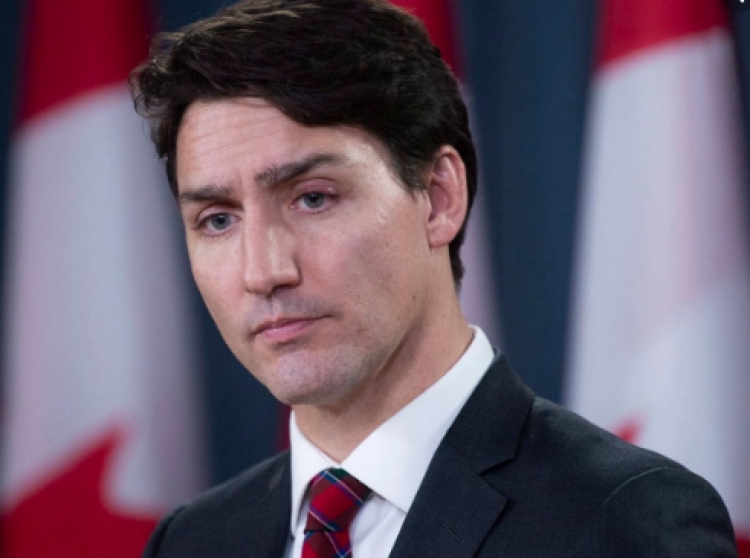 Skandali në Kanada/ Një foto që po turpëron kryeministrin Trudeau