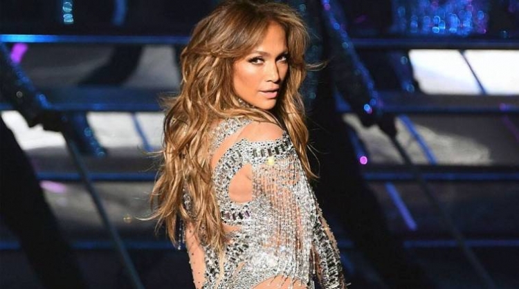 Skandalet seksuale në Hollywood po bëjnë namin, Jennifer Lopez ka diçka për të thënë