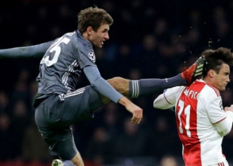 UEFA refuzon Bayern Munich dhe dënon Thomas Muller!