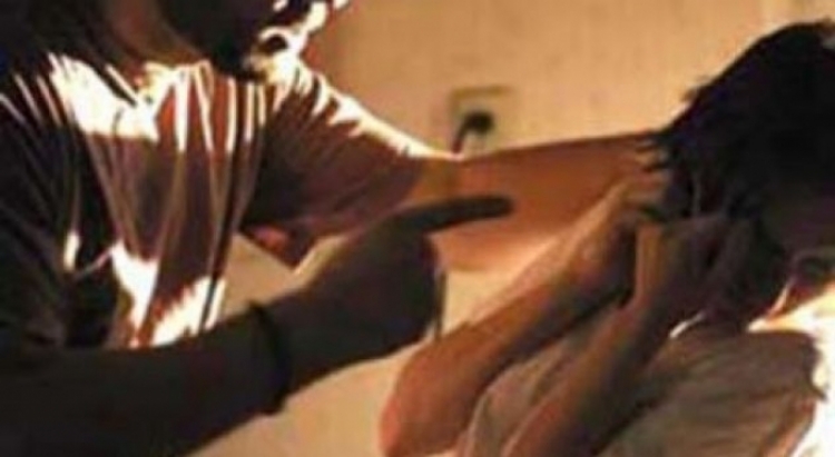 Lushnje, ushtroi dhunë ndaj bashkëshortes, arrestohet shtetasi Tefik Sharka, 41 vjeç