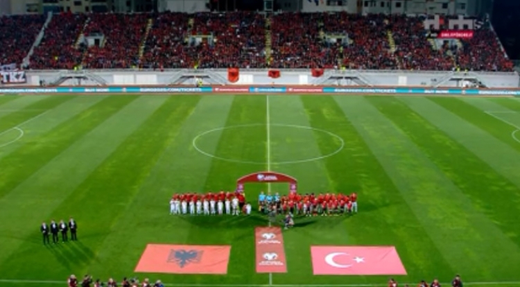 Mbyllet pjesa e parë, Shqipëria në disavantazh falë gabimit amatoresk të Gjimshitit