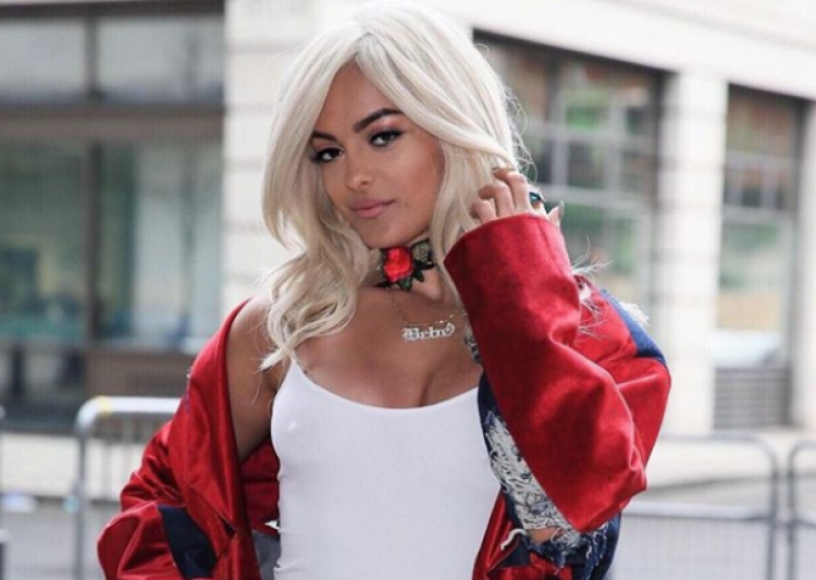 Bebe Rexha na bëri xheloz! Tregon se si e shikon dashuria, kujdes nuk është ashtu siç mendoni[FOTO]