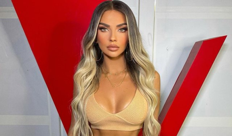 Beatrix Ramosaj i jep fund romancës me të dashurin e huaj?!