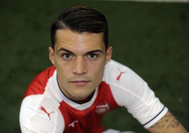 Pas gafave të ditës së djeshme tifozët i vërsulen Xhakës: ''Nuk je i denjë për Arsenalin'' !