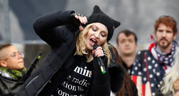 Madonna nën hetim nga shërbimet sekrete për këtë shkak [FOTO]