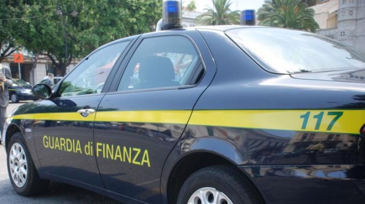 Itali, kapen 5 ton hashash nga Shqipëria, 25 të arrestuar