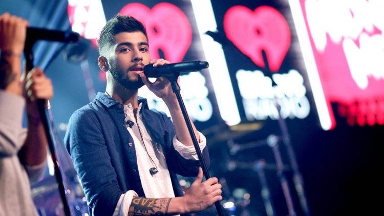 Për çfarë teme nuk këndonte dot Zayn te One Direction? [FOTO]