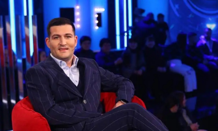 Arbër Hajdari befason me deklaratën për finalistët: “Njëri luan pis!”