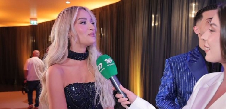 Selin flet për herë të parë pasi rrëmbeu çmimin e FITORES, ironizon miqtë e BBV