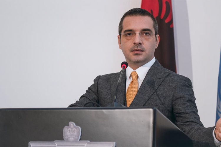 Saimir Tahiri: Në nëntor nis regjistrimi real i popullsisë