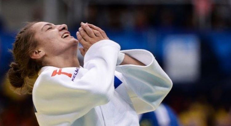 Historike! Majlinda Kelmendi fiton medaljen e artë në Rio 2016