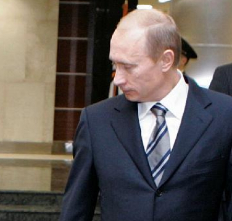 Luftë kibernetike në horizont, Britania nis akuzat: Spiunët rusë sulmojnë Perëndimin