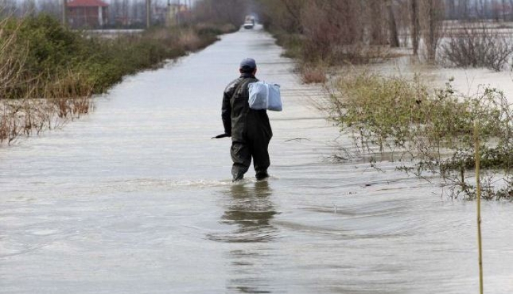 Shqipëria nën pushtetin e rreshjeve. Ja cilat janë zonat më të rrezikuara nga përmbytjet