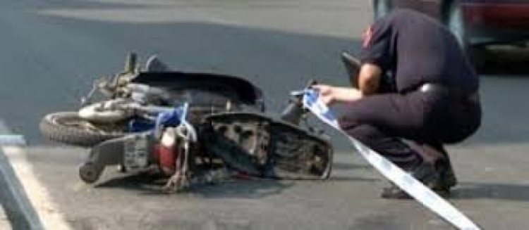 Aksident në Shkodër, plagosen dy persona, njëri në gjendje kritike