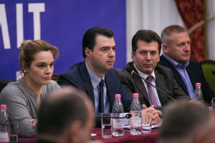 Merr fund bojkoti i PD-së, 4 grupe pune nesër në Kuvend për Vetting-un e politikanëve