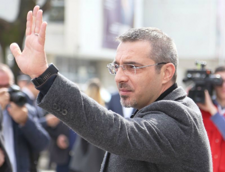 Saimir Tahiri tek Krimet e Rënda, kërkon prezencën e gazetarëve