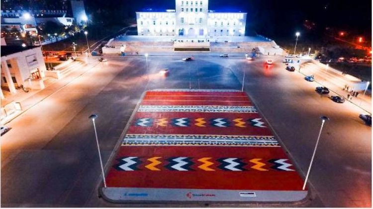 Ja vendi ku të gjithë do të bëjmë fotografi, “Tirana Si’xhade” [FOTO]