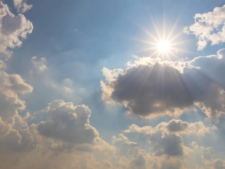 Moti i 'çuditshëm', shikoni si do të jenë temperaturat gjatë ditës së nesërme