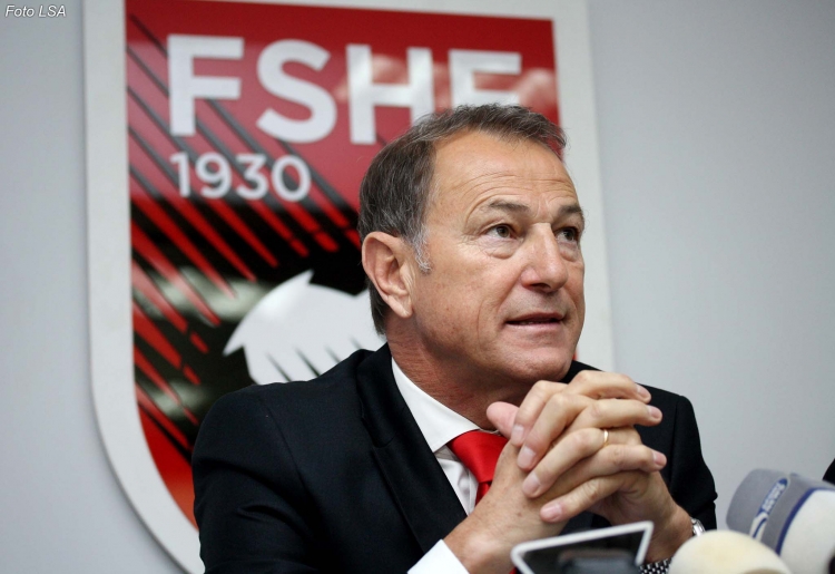 De Biasi sulmon UEFA-n, ‘godet’ keq Messin dhe klubin katalanas