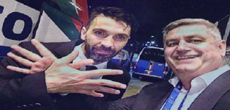 Buffon bën shqiponjën me Shakohoxhën, tërbohen serbët. Ja çfarë shkruajnë [FOTO]