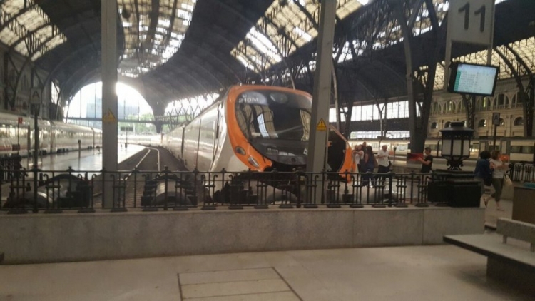 Përplaset treni në Barcelonë, 48 të plagosur