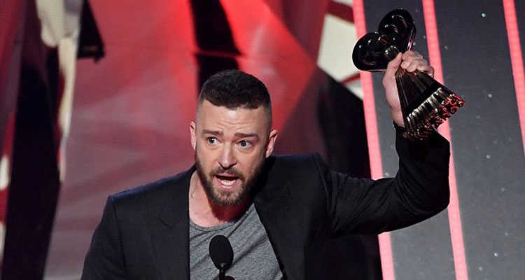 Justin Timberlake bëhet shembull për t'u ndjekur, ja kujt i dedikon momentin e tij të lavdisë [VIDEO]