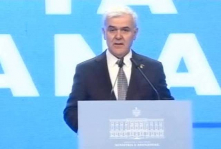 Xhafaj mesazh Minnitit: