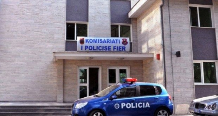 Arrestohet 28-vjeçari nga Fieri, kërcënoi ish të dashurën se do ti publikonte mesazhet nëse nuk i jepte 2 mijë euro