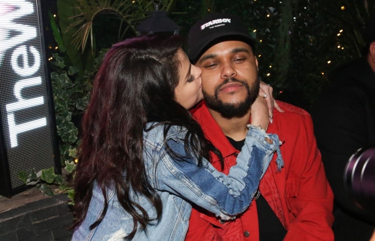 Selena Gomez publikon këtë video në momente intime me The Weeknd [VIDEO]