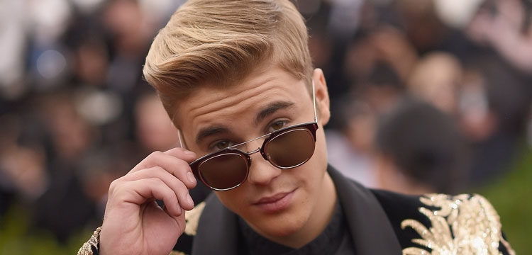 Justin Bieber lë kokën pas aktores hollywood-iane, kërkon diçka serioze! [FOTO]